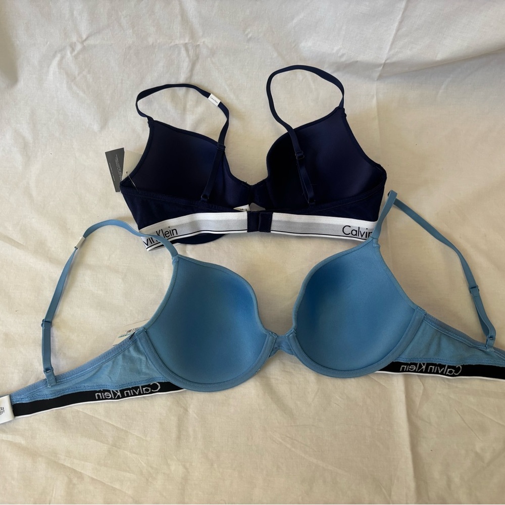 Calvin Klein Modern T Shirt Bra 34C ~ Two Bras ~ New w tags ~ Blue - Picture 5 of 7